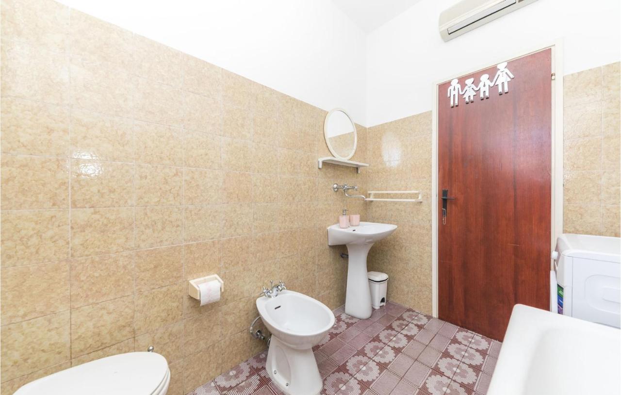 Nice Apartment In Kastel Stafilic With Sauna Kaštela Exterior foto