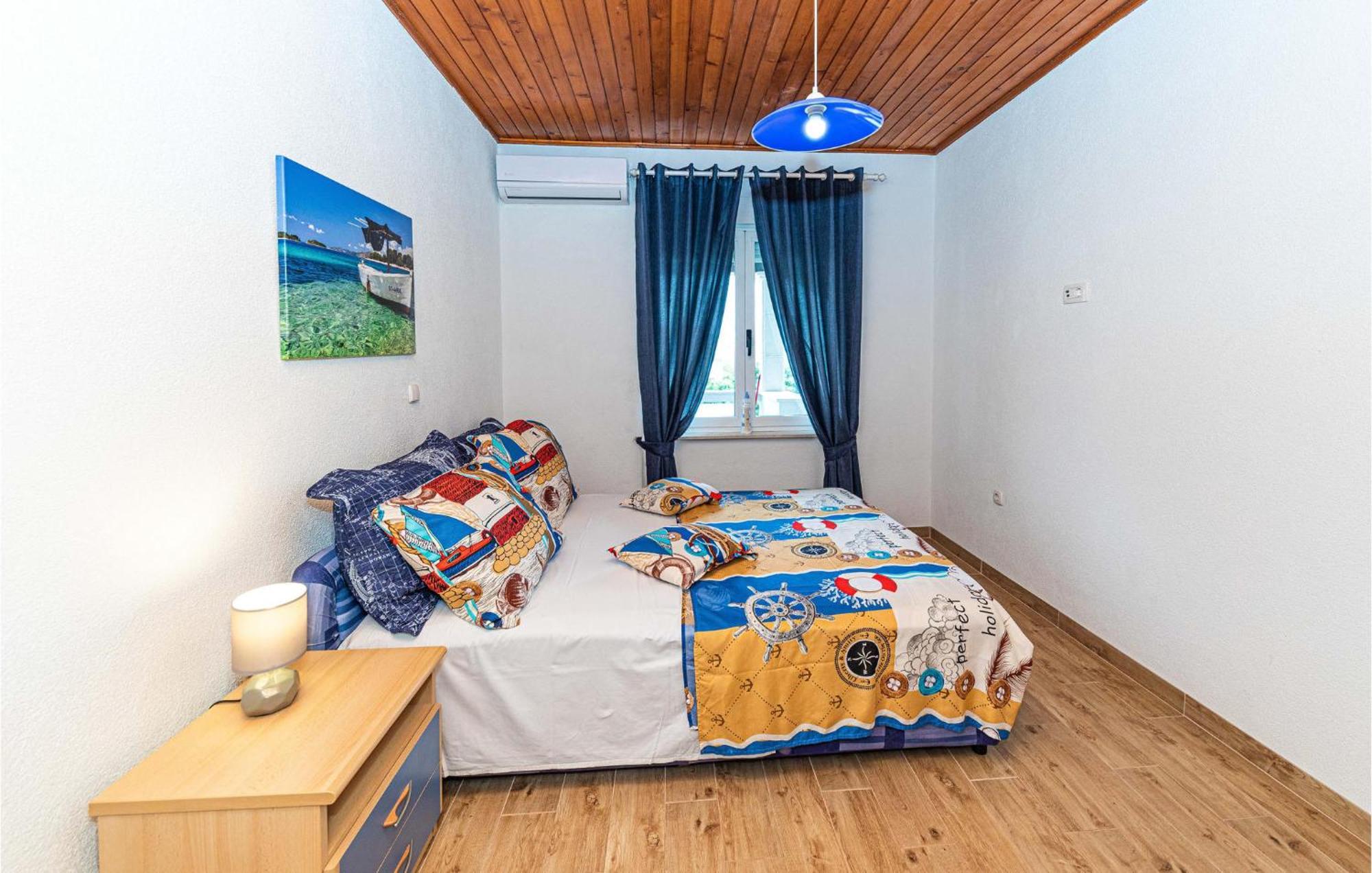 Nice Apartment In Kastel Stafilic With Sauna Kaštela Exterior foto
